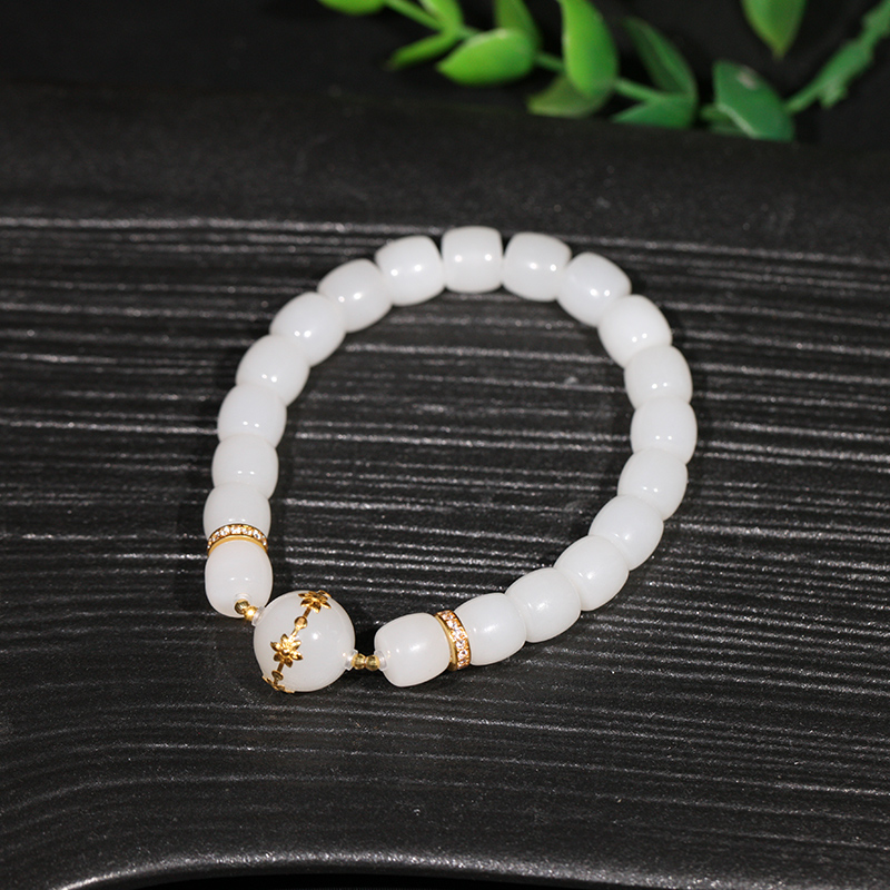 【叶叶珠宝】869和田玉新疆白玉直切手串18k金配饰卡8*7.5、大珠卡12