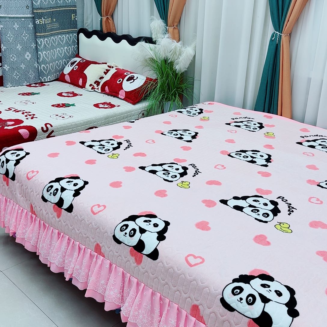 竹子纤维牛奶绒熊猫粉。直边无花边3米3