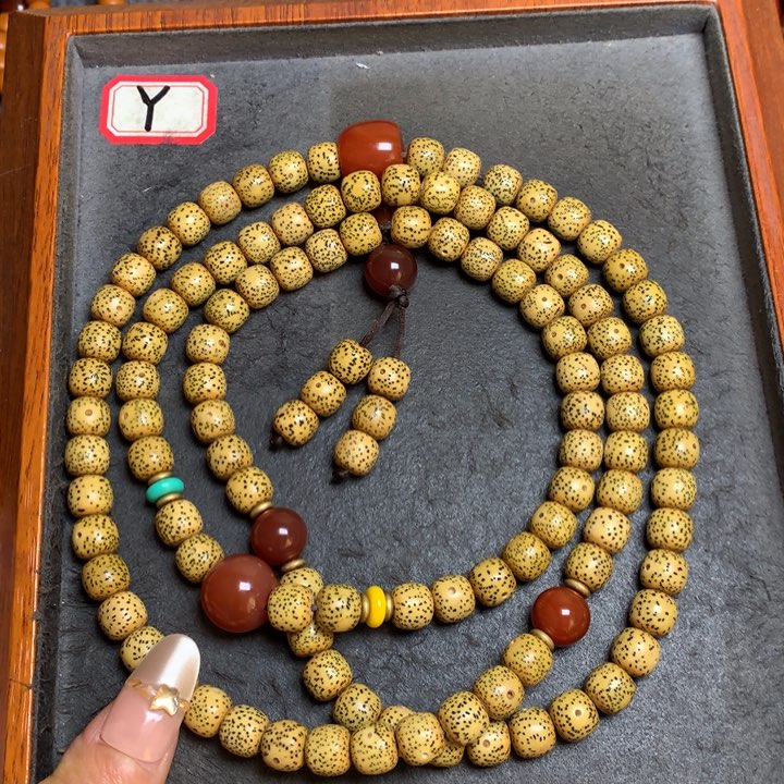 星月菩提吊坠菩提