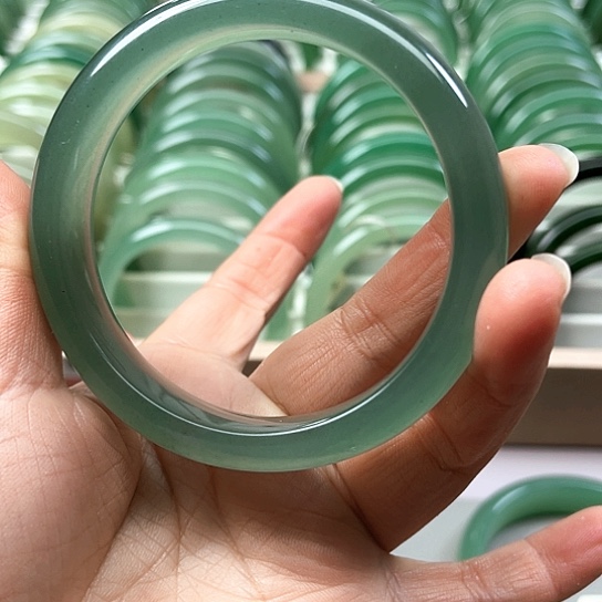 未镶嵌手镯东陵石春**开