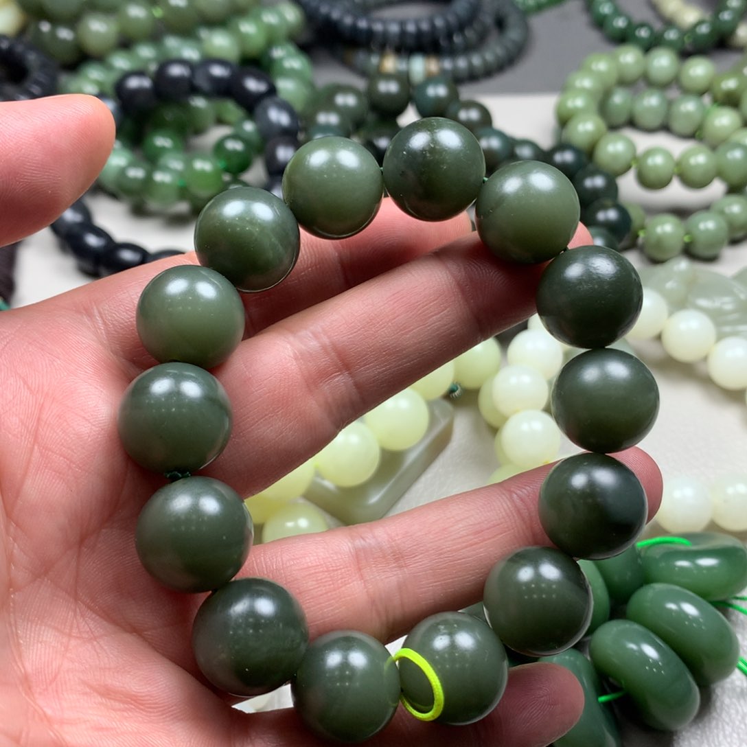 和田玉手链未镶嵌