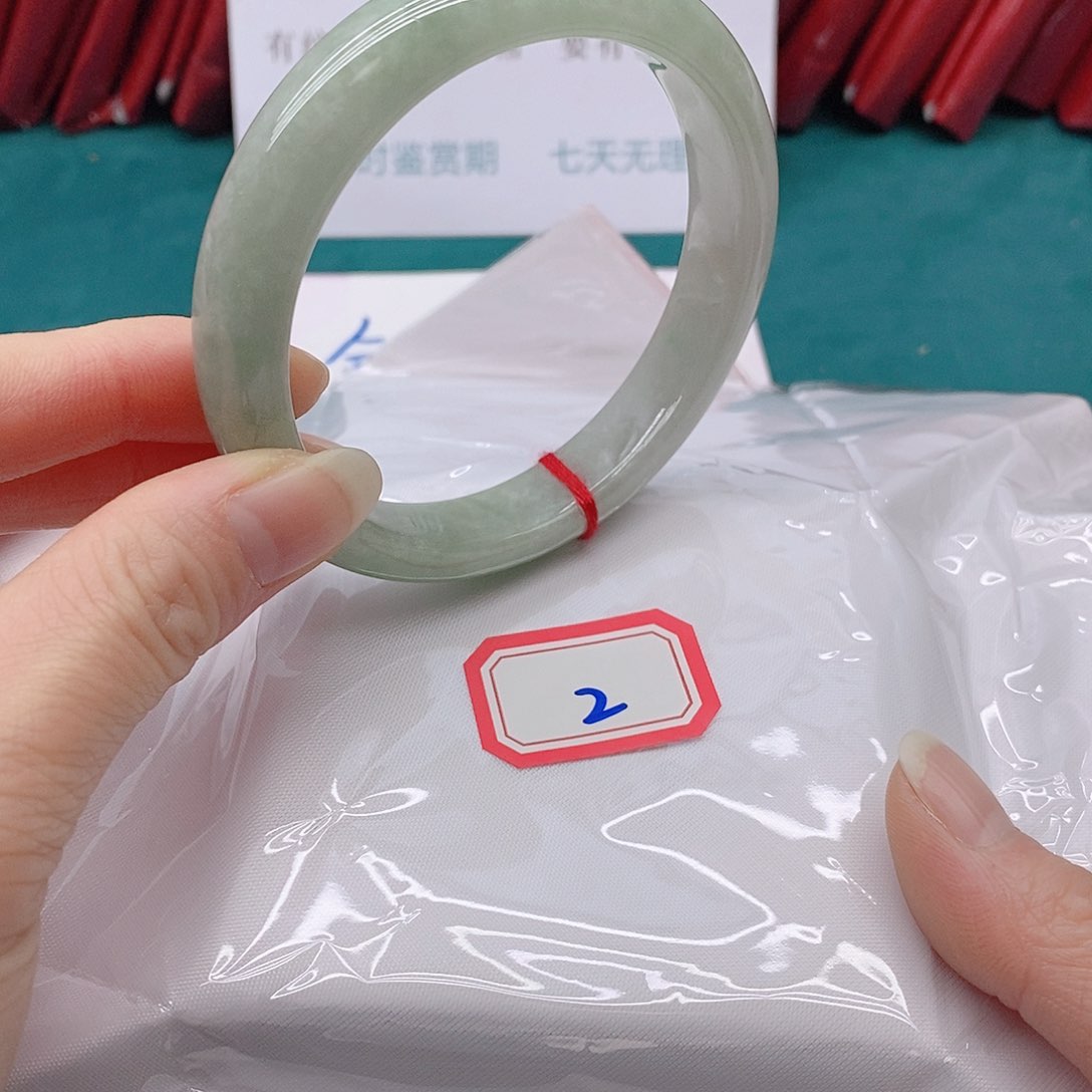 翡翠手镯未镶嵌美0222222222