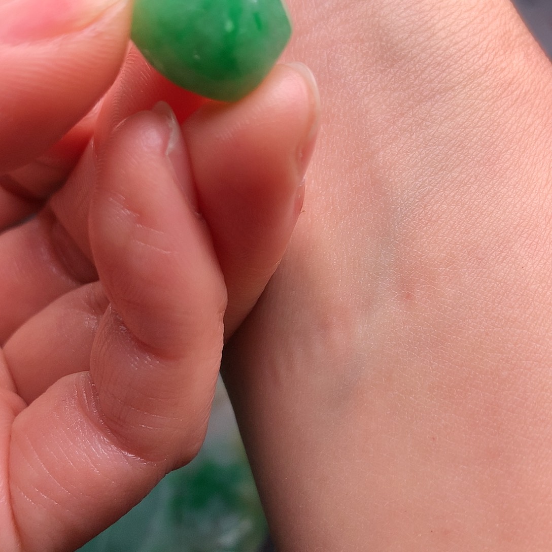 翡翠散珠翡翠吊坠