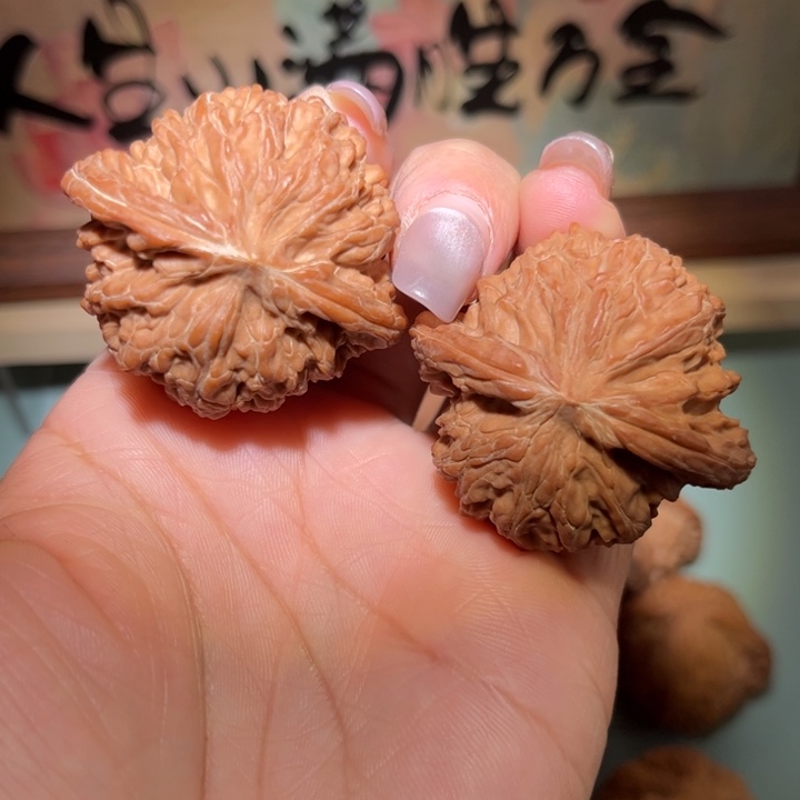 文玩核桃吊坠磨盘