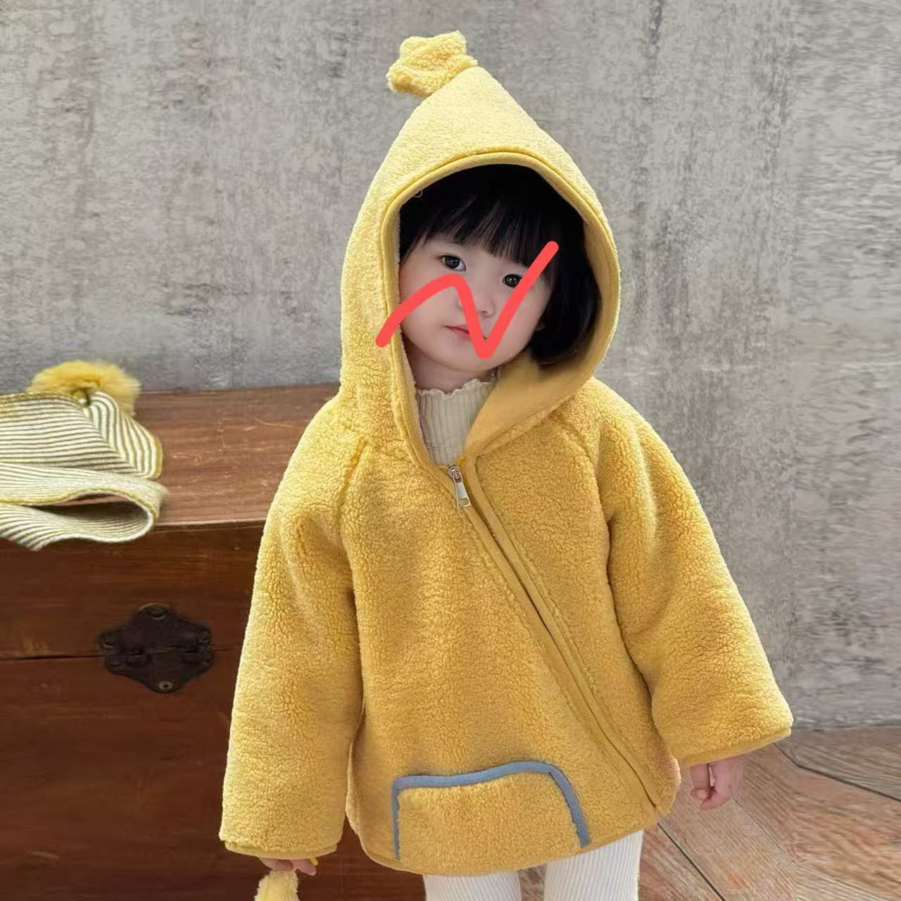 587-黄色星星帽外套