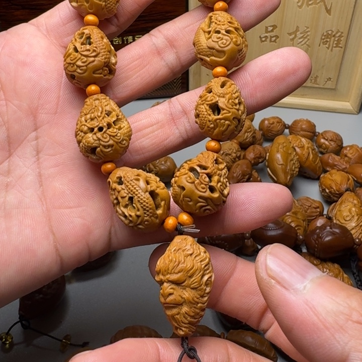 橄榄核手串/手链九龙大圣