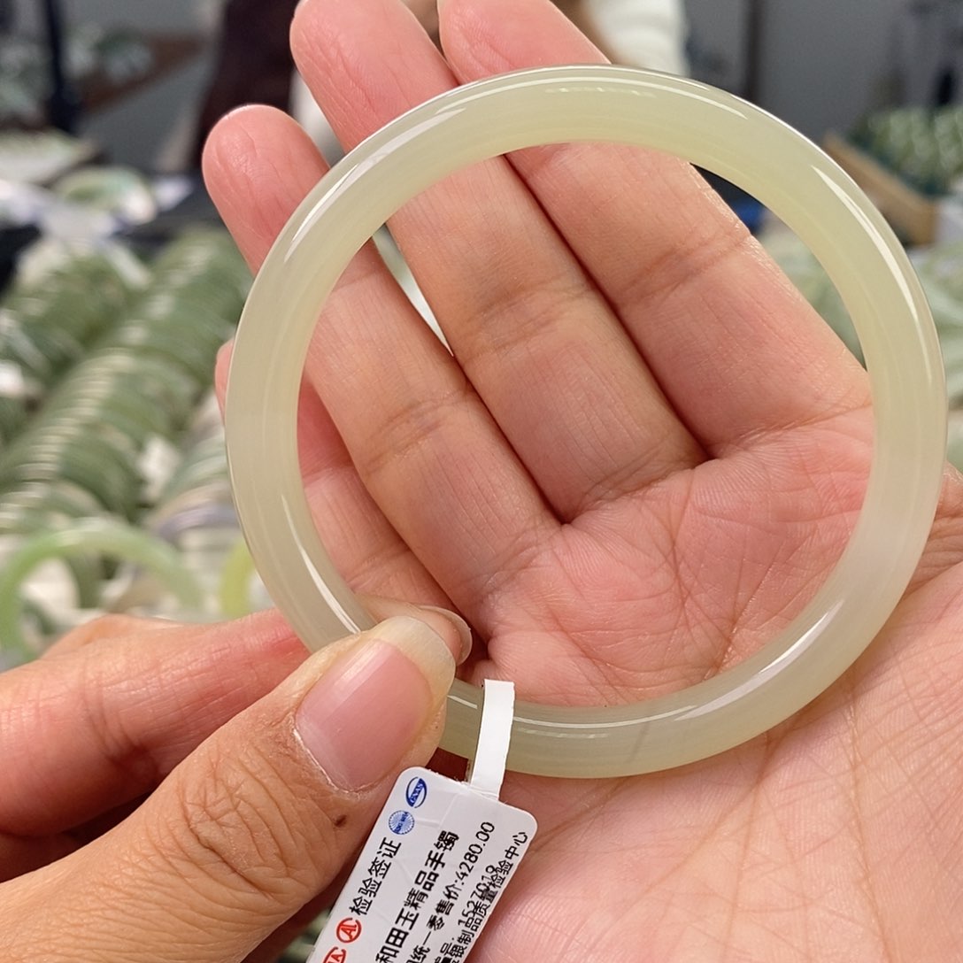 和田玉和田玉手镯57.58未镶嵌