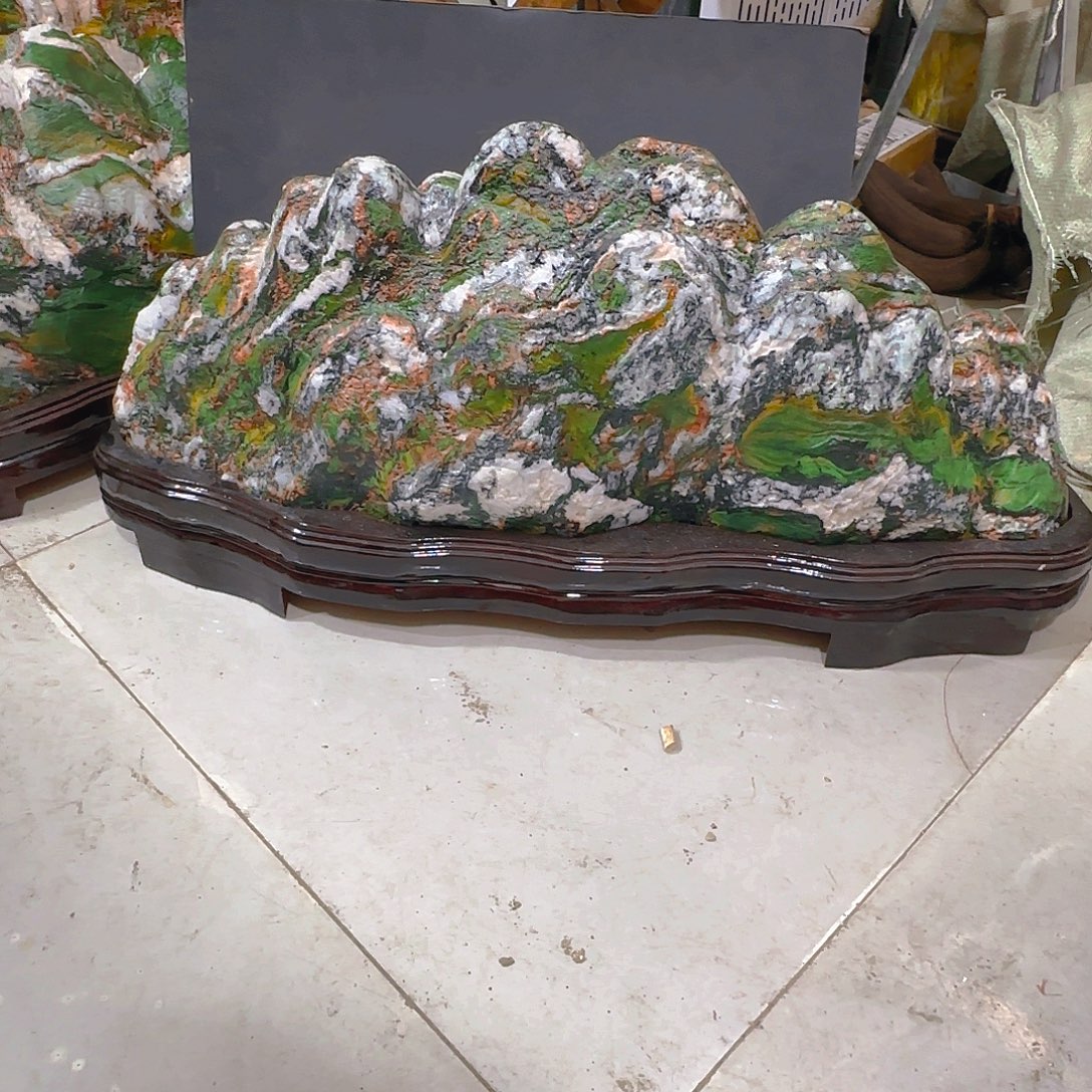红***鱼青海石七彩石石头摆件
