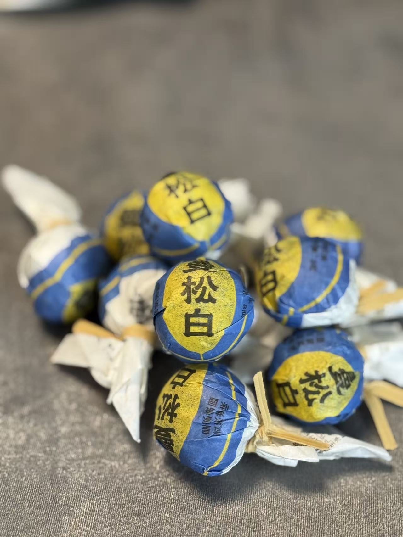 【2023年】 曼松白茶龙珠 8克/颗 生茶