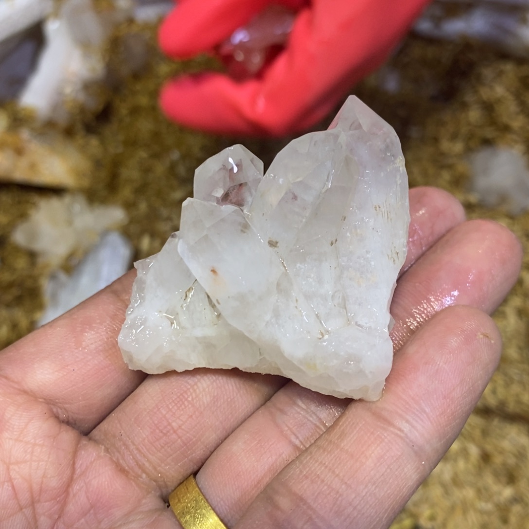 水晶原石摆件未镶嵌水晶