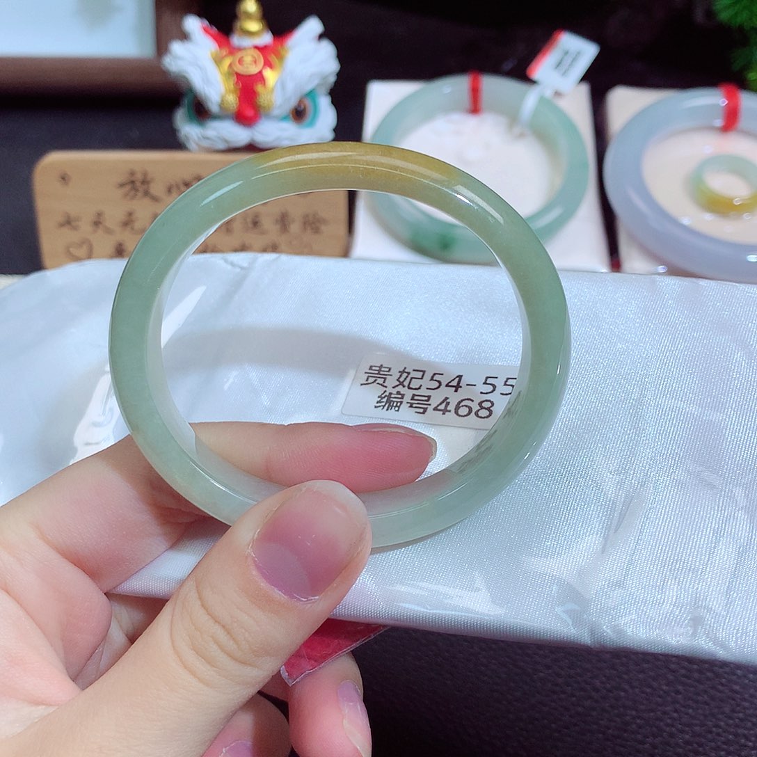 翡翠未镶嵌手镯468