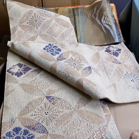 请在黄车自行选品