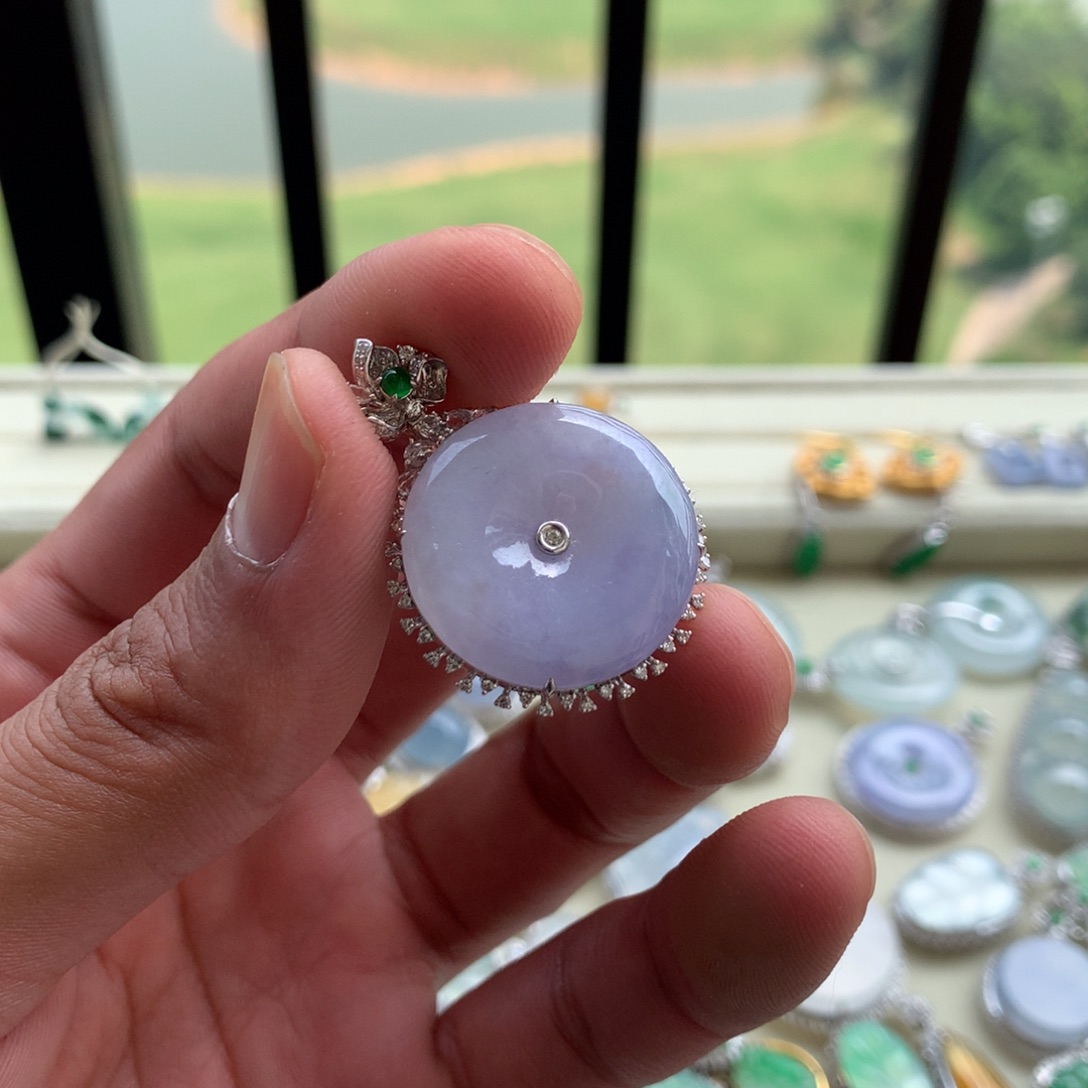 翡翠18K金镶嵌吊坠(不含链)