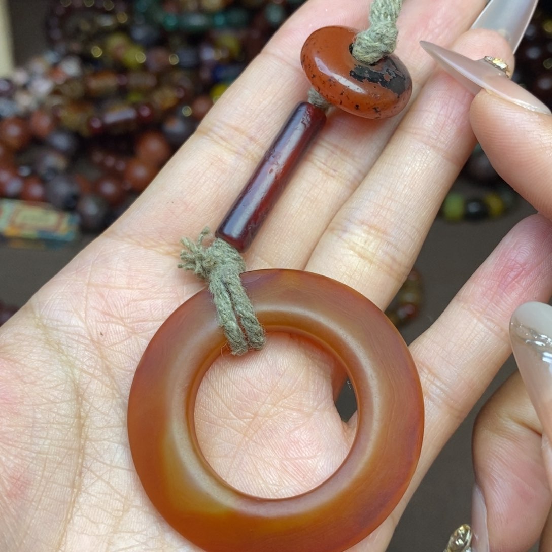 玛瑙/玉髓颈饰未镶嵌