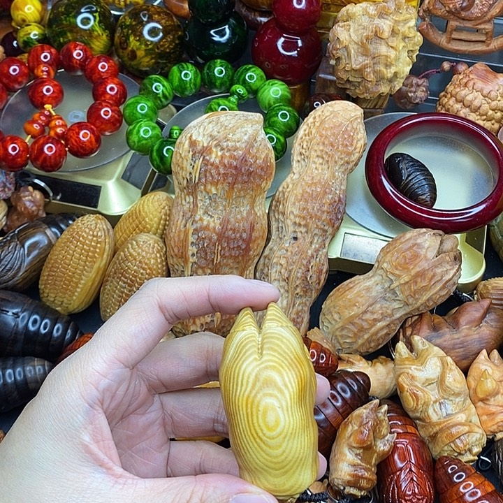 琥珀木琥珀木文玩手串