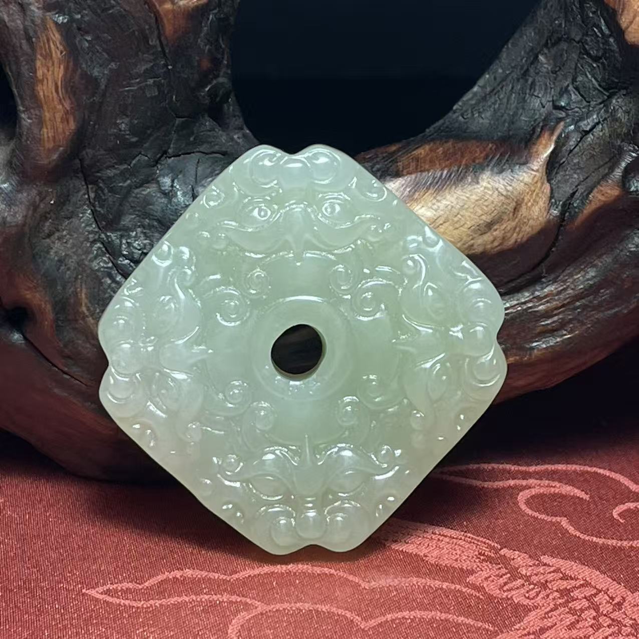 A795  和田玉  LJ6392501