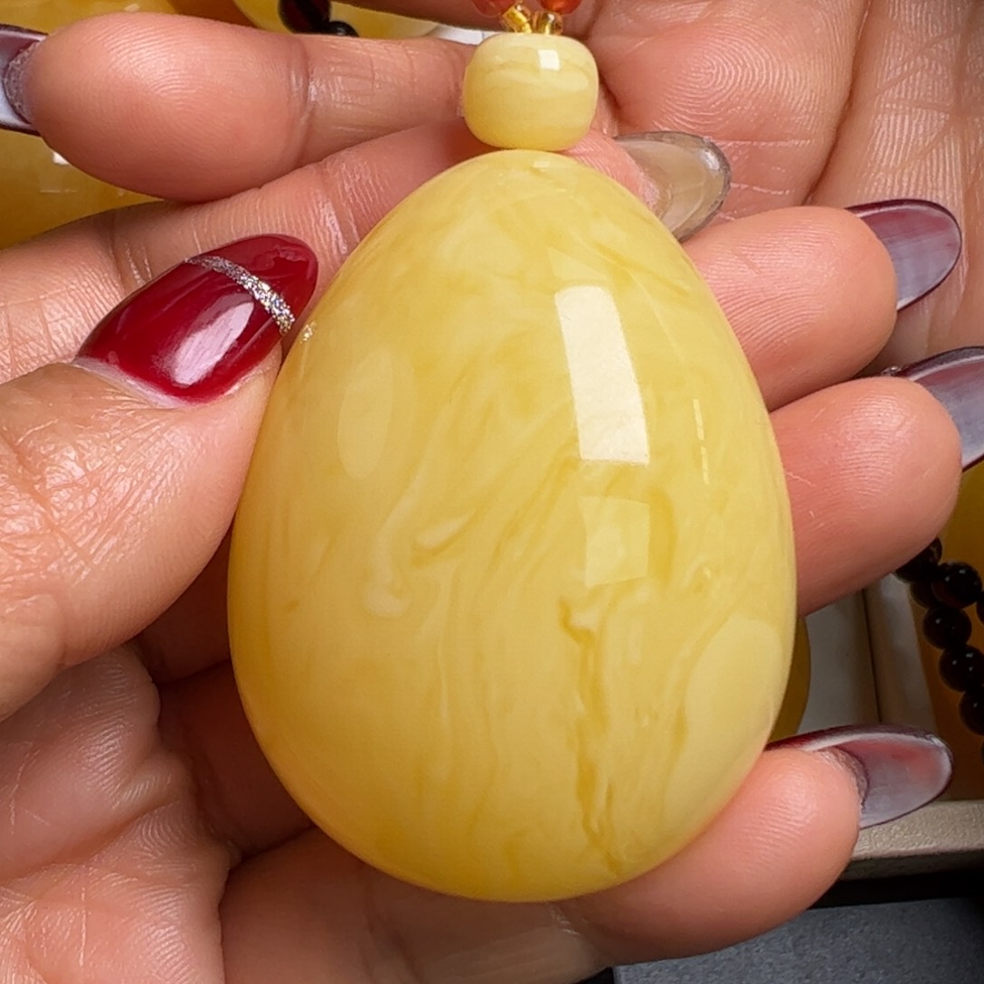 定制琥珀未镶嵌无烤色无优化无补胶