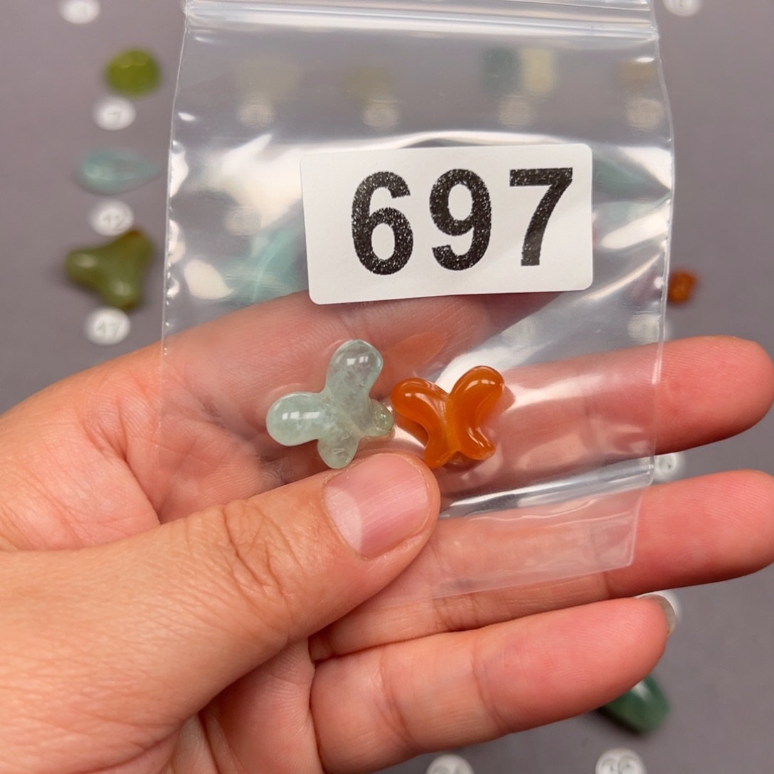 未镶嵌蛇纹石玉颈饰小*螺