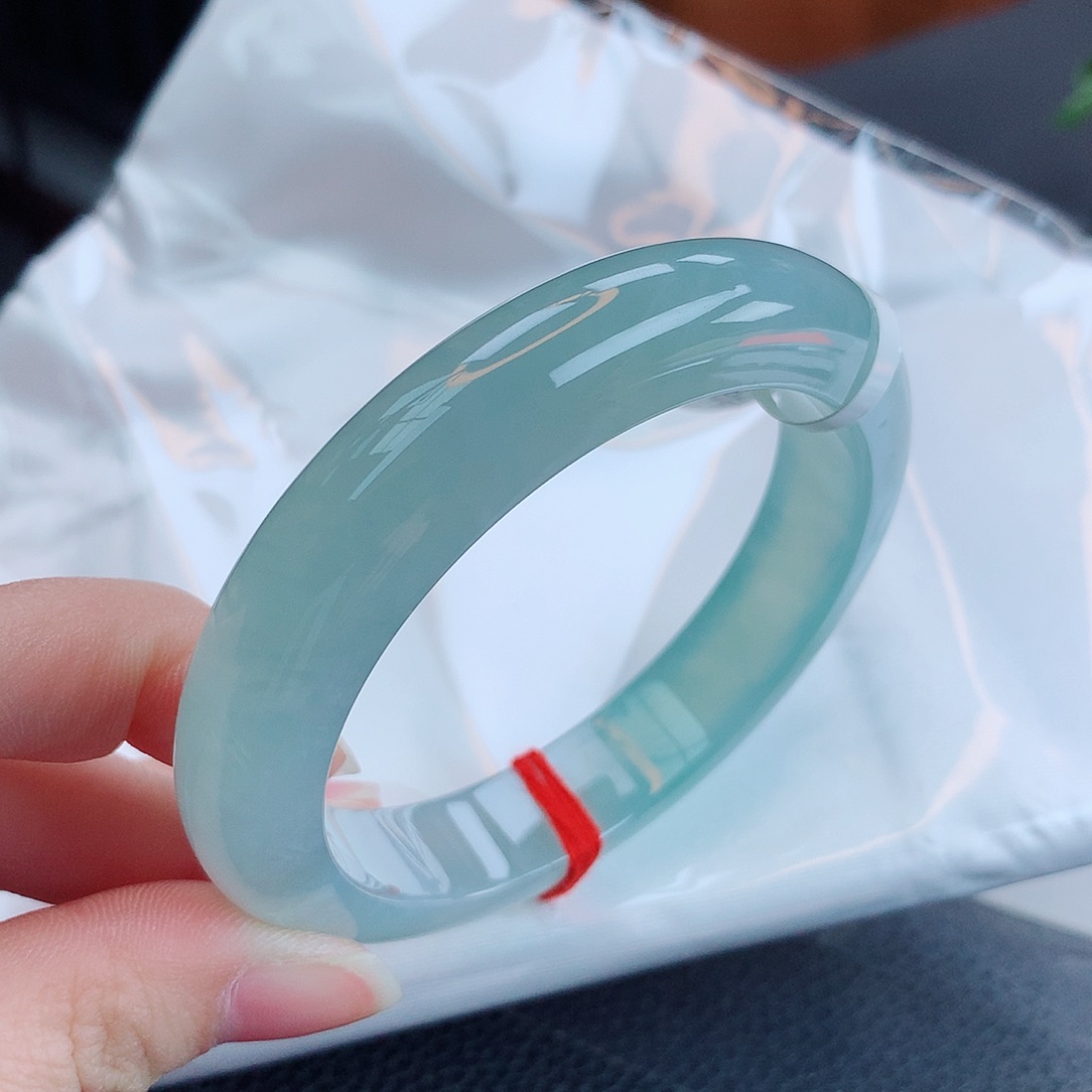 翡翠手镯未镶嵌缅甸天然翡翠a货