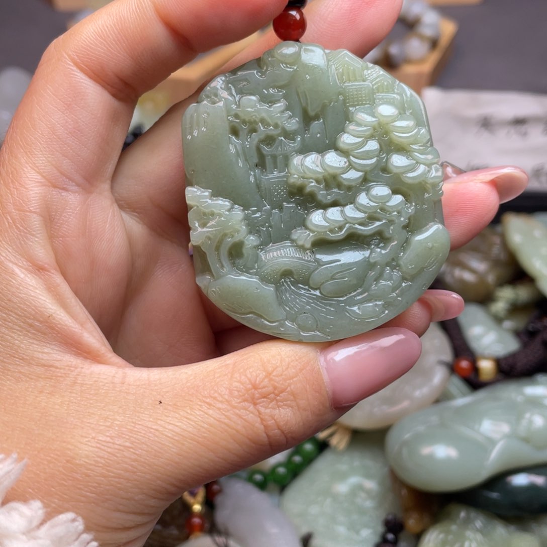 和田玉颈饰未镶嵌