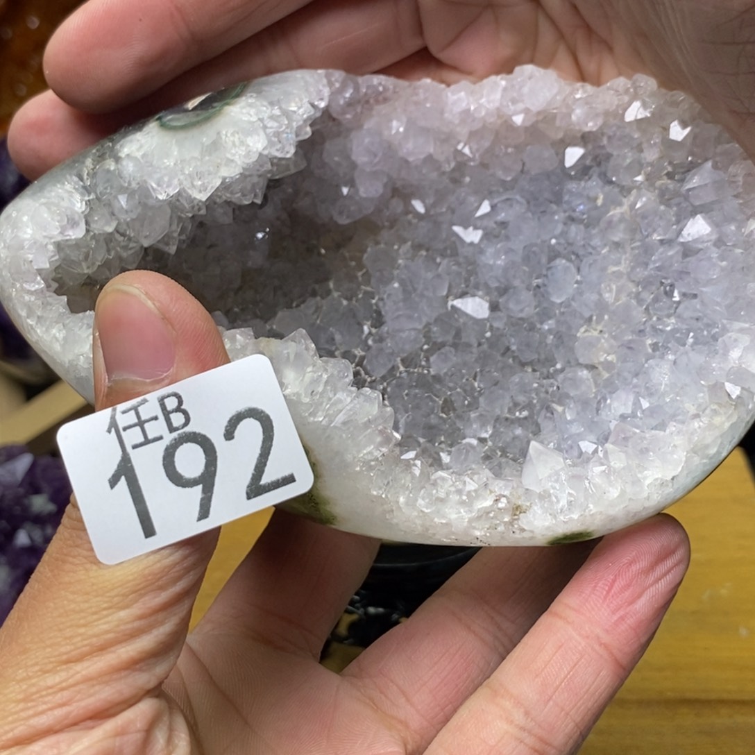 水晶大型摆件（非配饰）未镶嵌