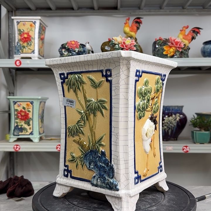 ****水精品石湾盆精工制做