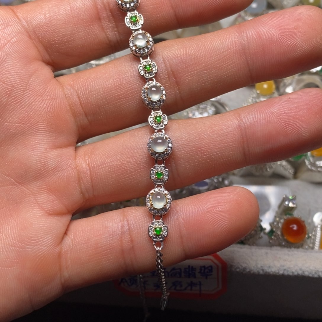 翡翠手链未镶嵌小****鱼手链