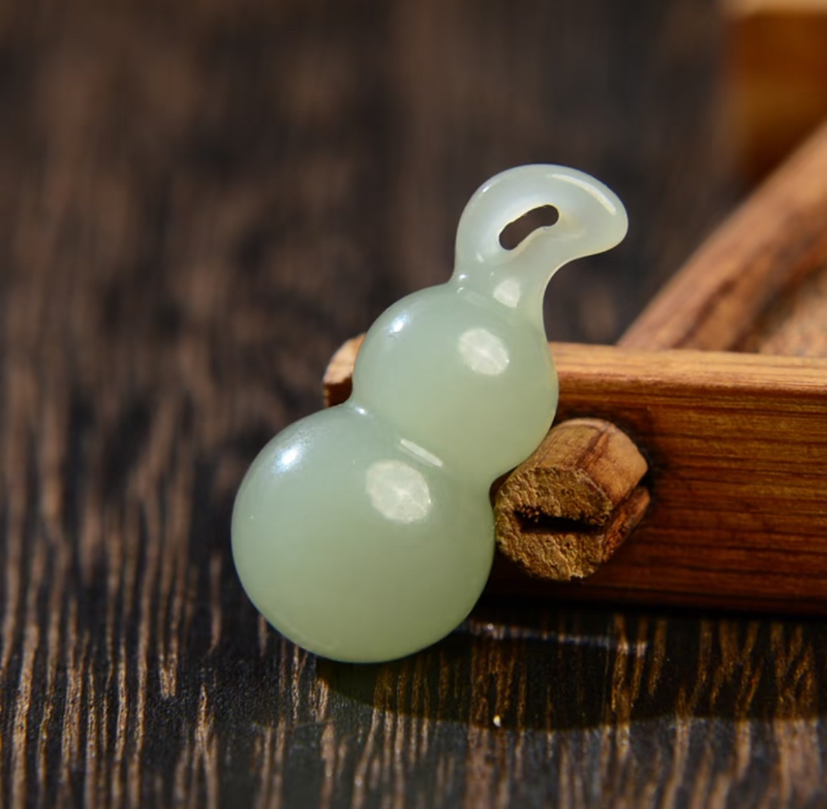和田玉葫芦晴水挂件青白玉天然玉石葫芦吊坠手工雕刻通透水润