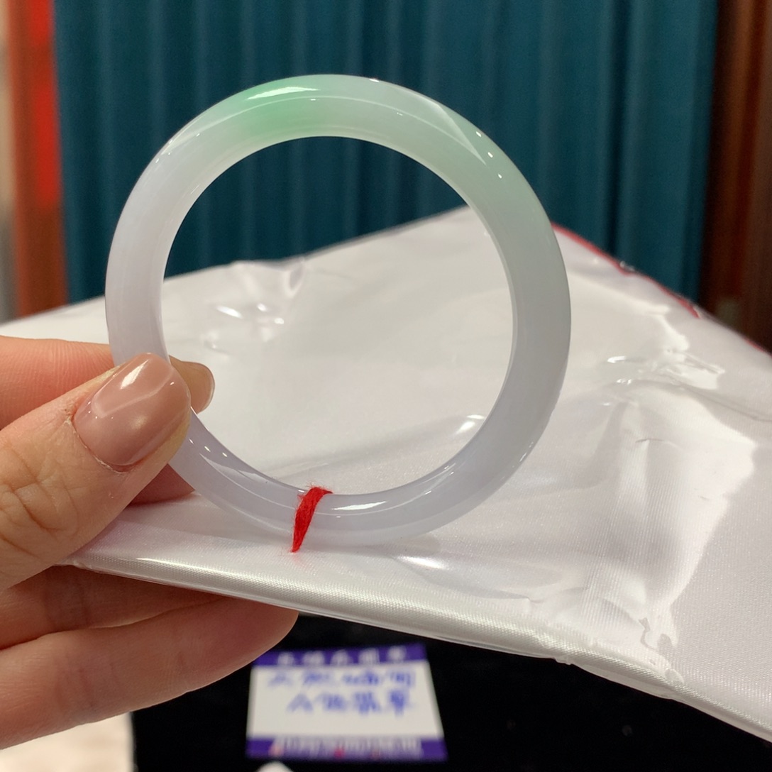 未镶嵌手镯翡翠?****圈口53
