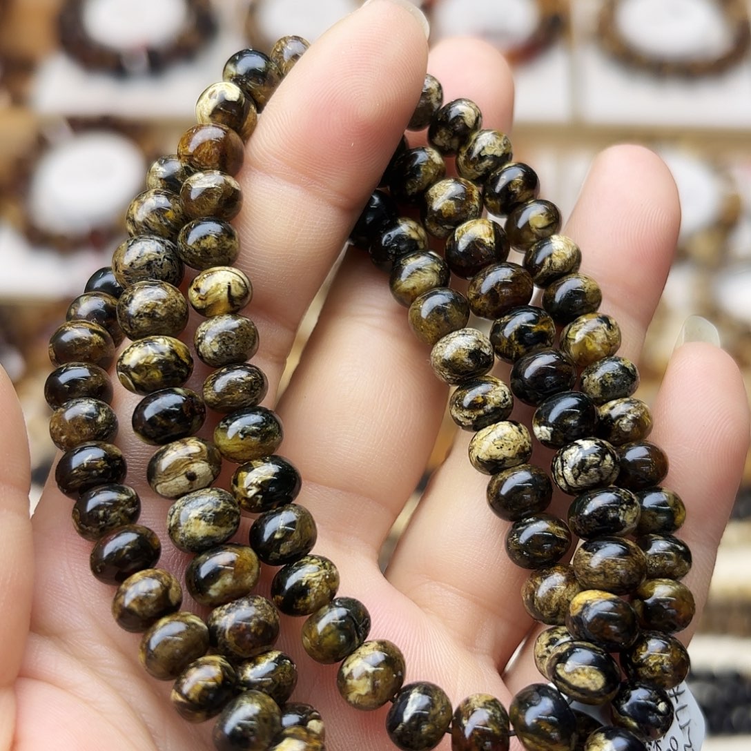 琥珀未镶嵌裸石七91359