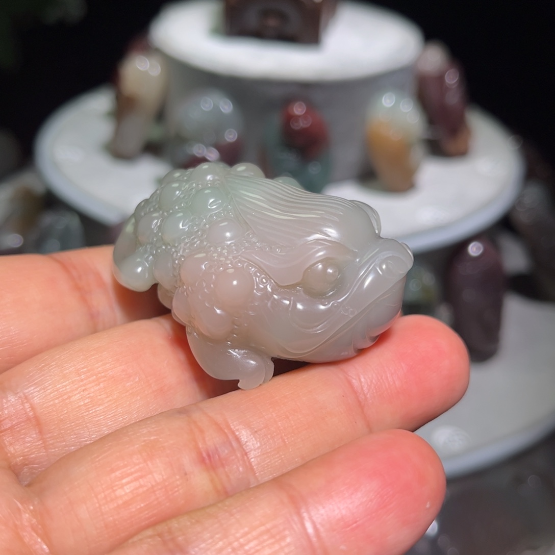 玉***老未镶嵌颈饰玛瑙/玉髓