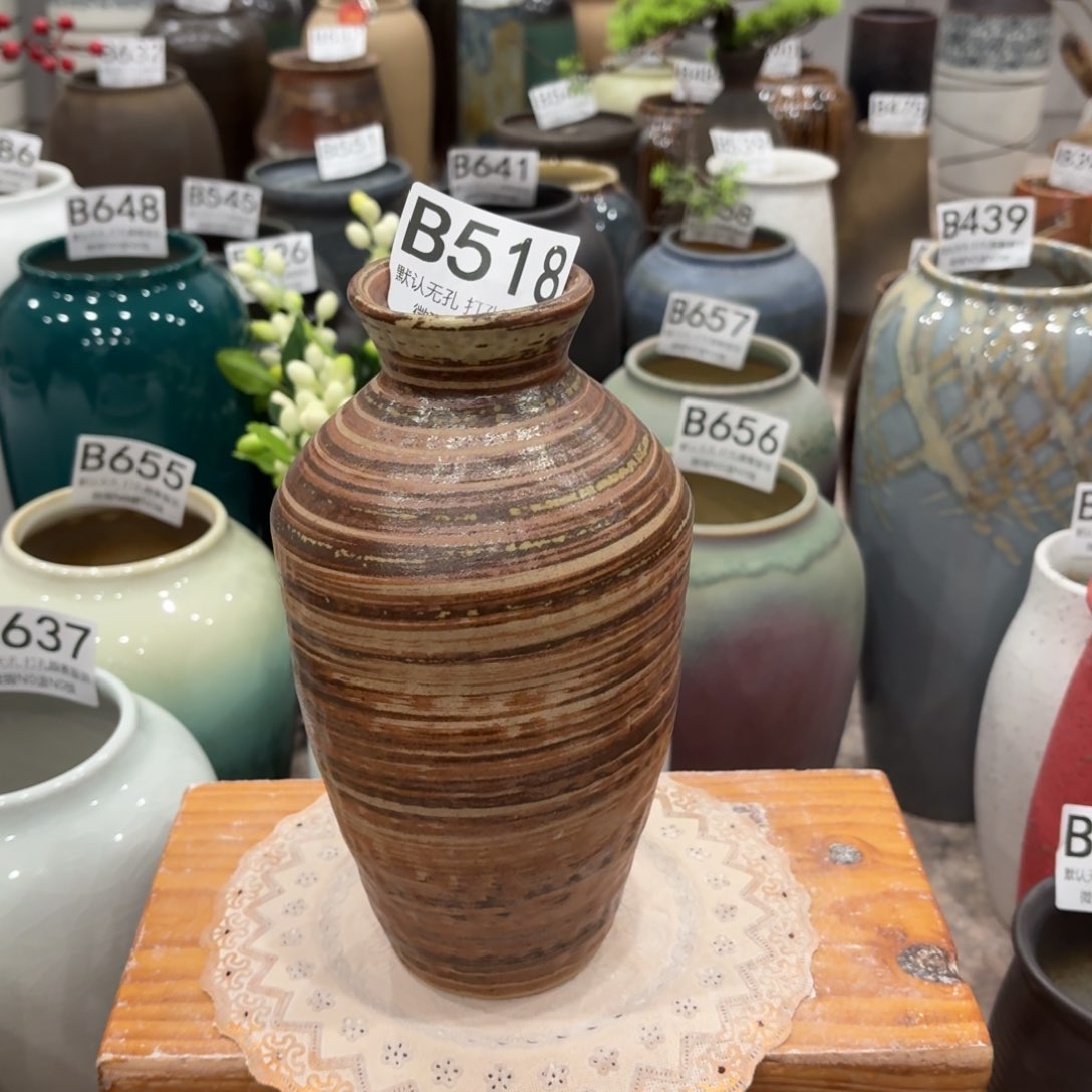 摆件518 景德镇陶瓷花瓶高22口3.5