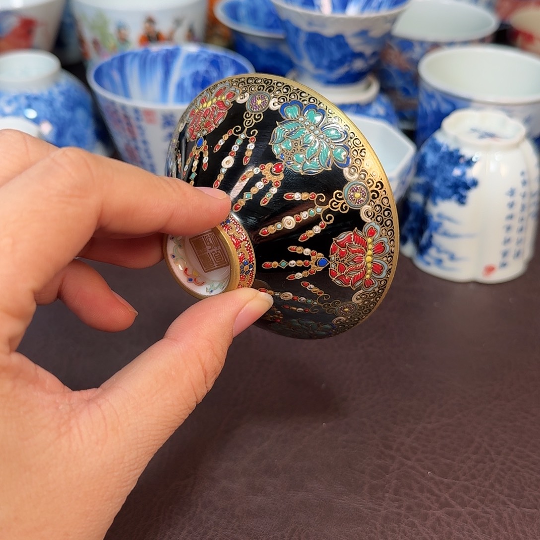 以***七现代景德镇陶瓷杯