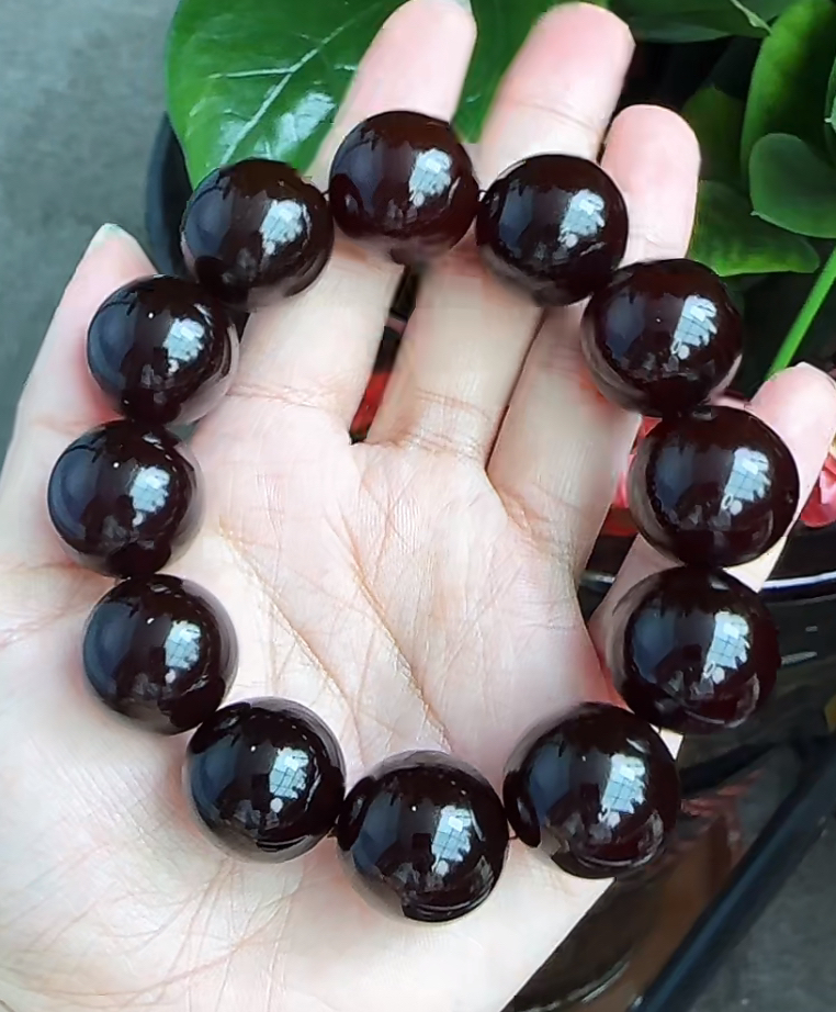 【齐福珠宝】19mm缅甸曼德勒特级满色血翳珀（多样性发其一)