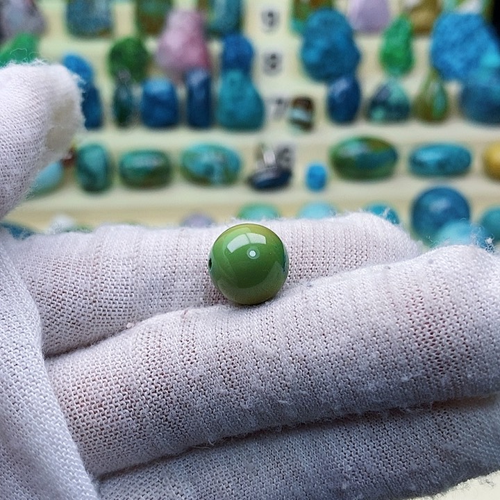 绿松石配饰未镶嵌