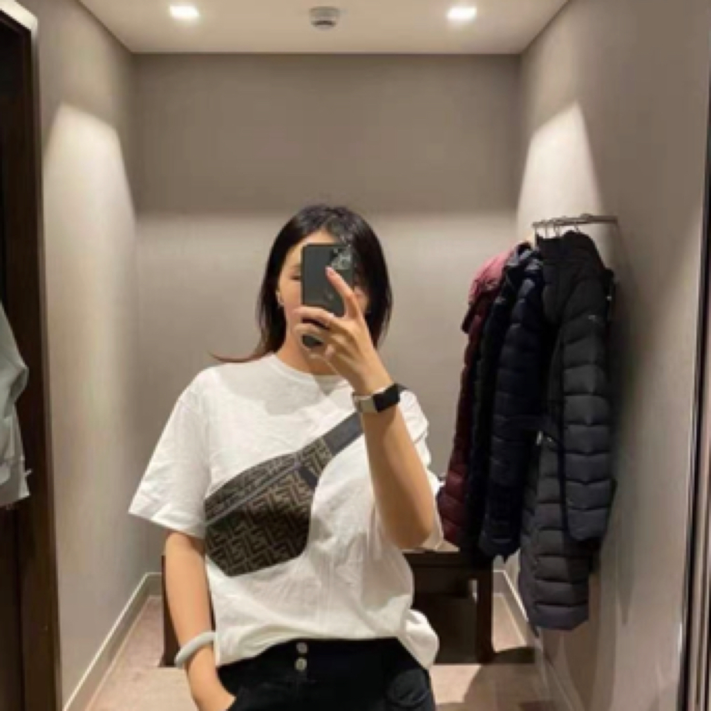99新 FENDI/芬迪 腰包图案印花圆领短袖T恤 /12+/A01618