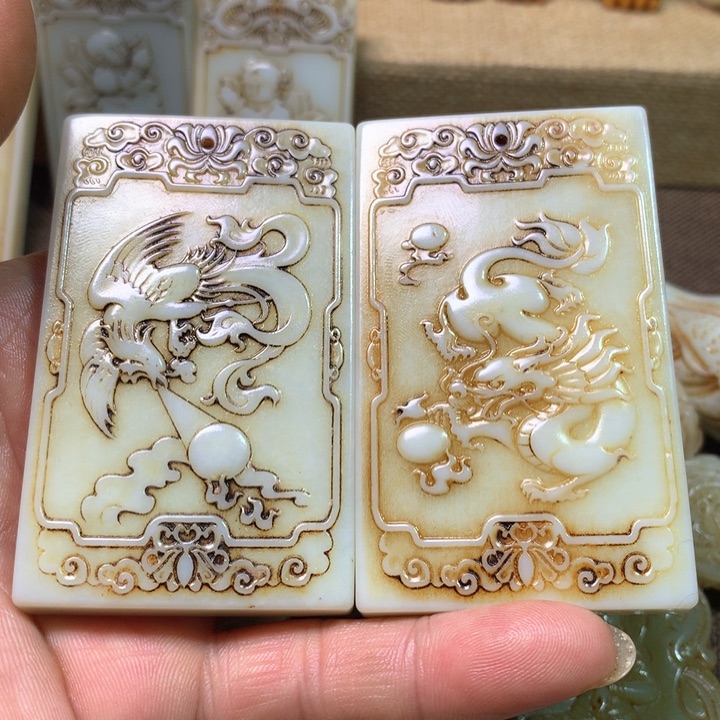 和田玉挂件未镶嵌感*