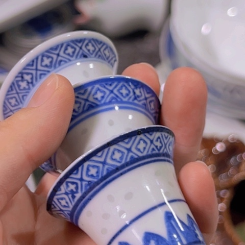 景德镇高温瓷微瑕12个S****?