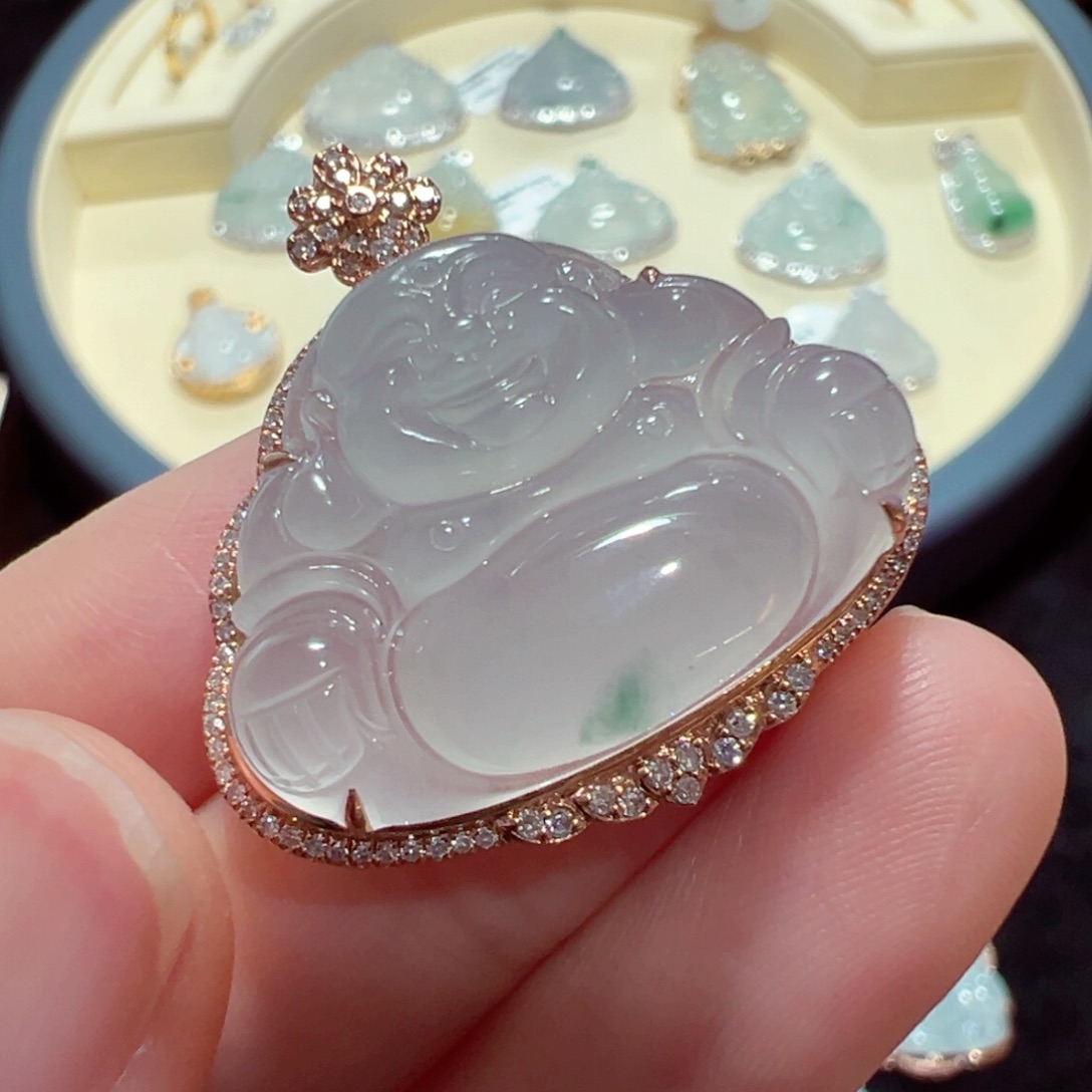 翡翠颈饰18K金镶嵌吊坠