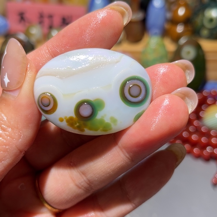 疏***河玛瑙/玉髓未镶嵌颈饰