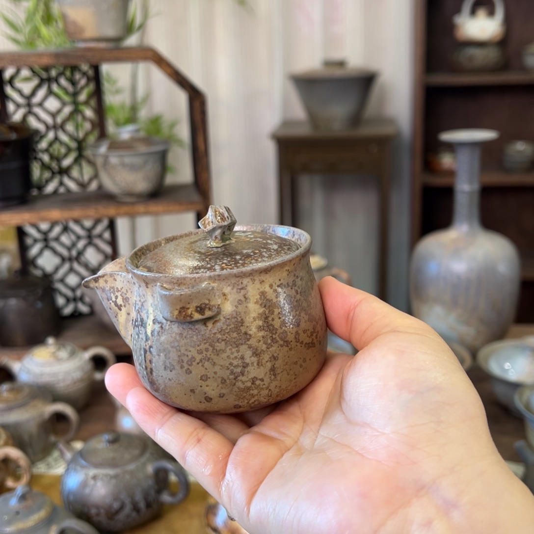 13中白窑藏宝瓶微微瑕