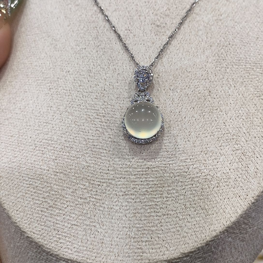 银S925镶嵌蛇纹石玉颈饰