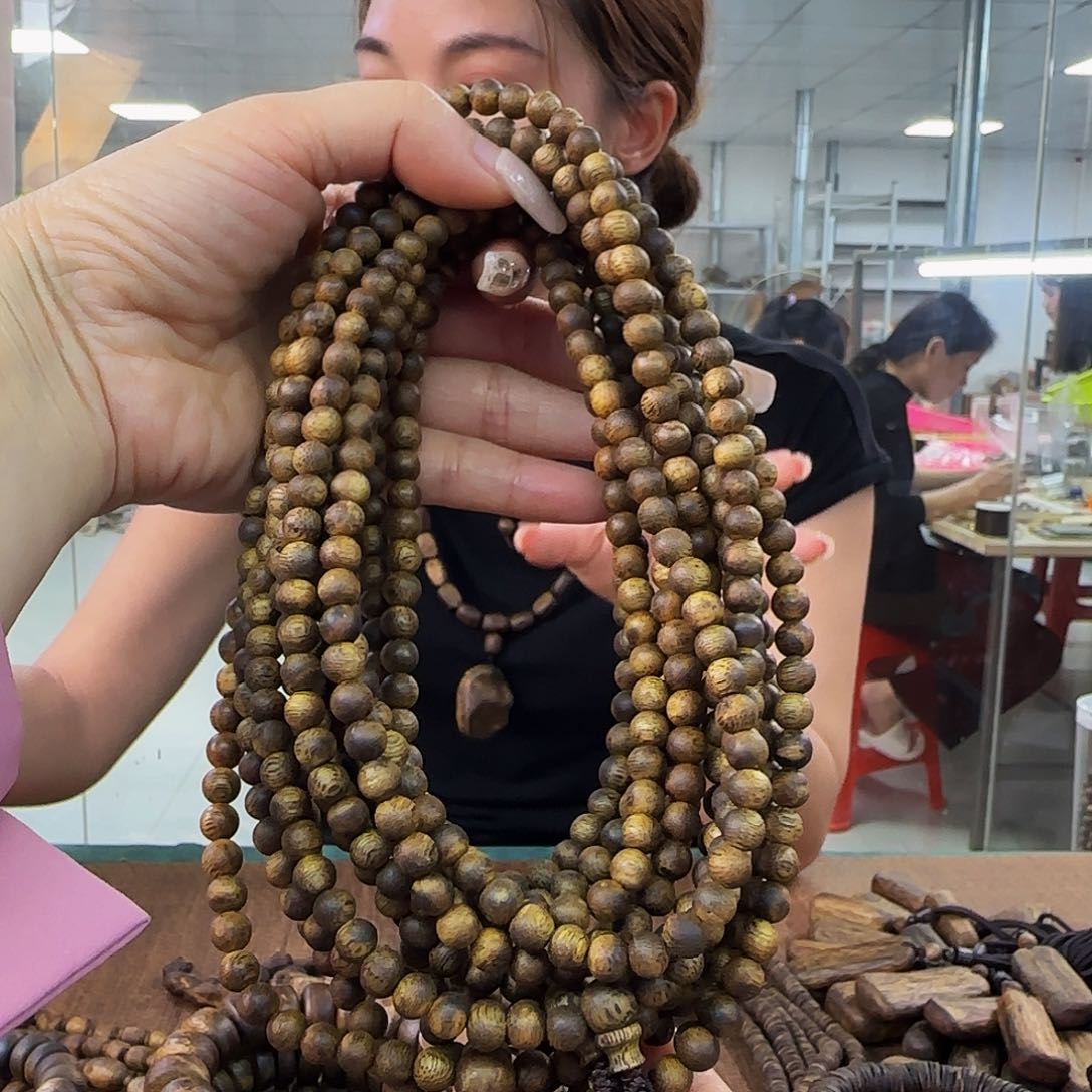 沉香手串多样性发货1条海南黄棋99611