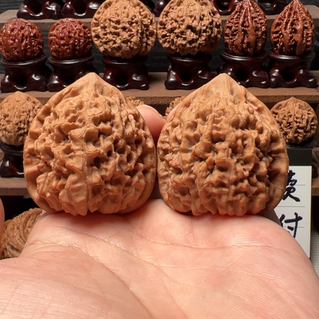 文玩核桃把件44麒麟纹官帽