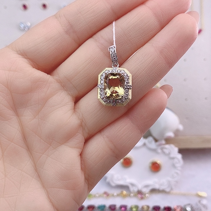 水晶颈饰银S925镶嵌吊坠