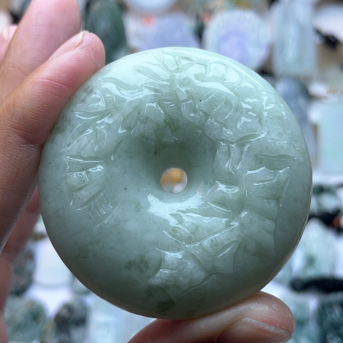 【闪购商品】颈饰未镶嵌翡翠平安扣