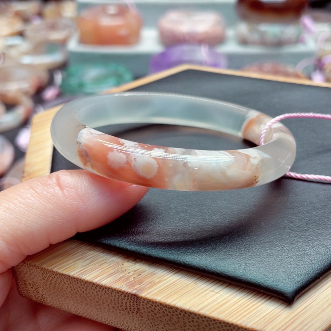 玛瑙/玉髓手镯未镶嵌续**奶1