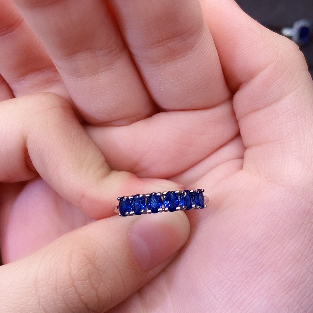 蓝宝石银S925镶嵌戒指