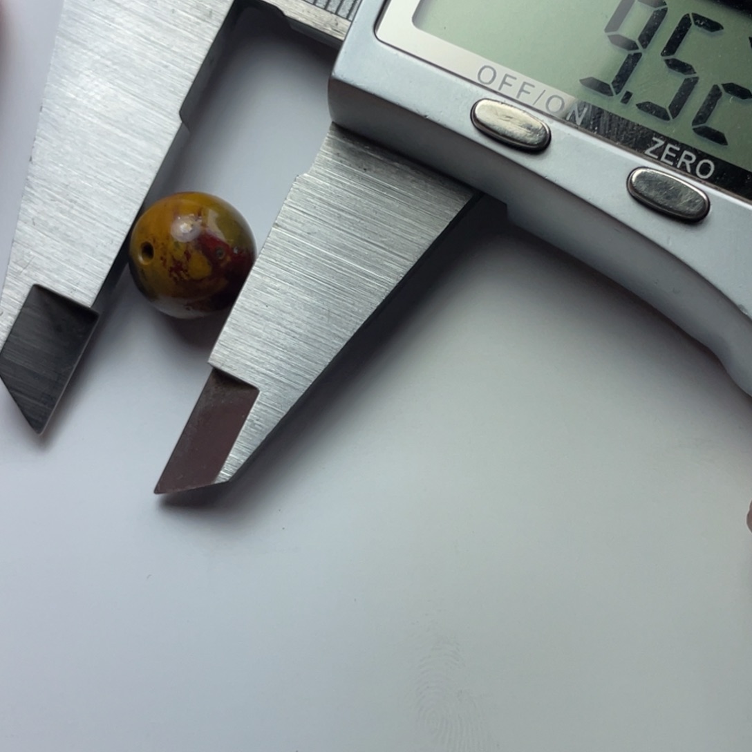 南红玛瑙圆珠未镶嵌