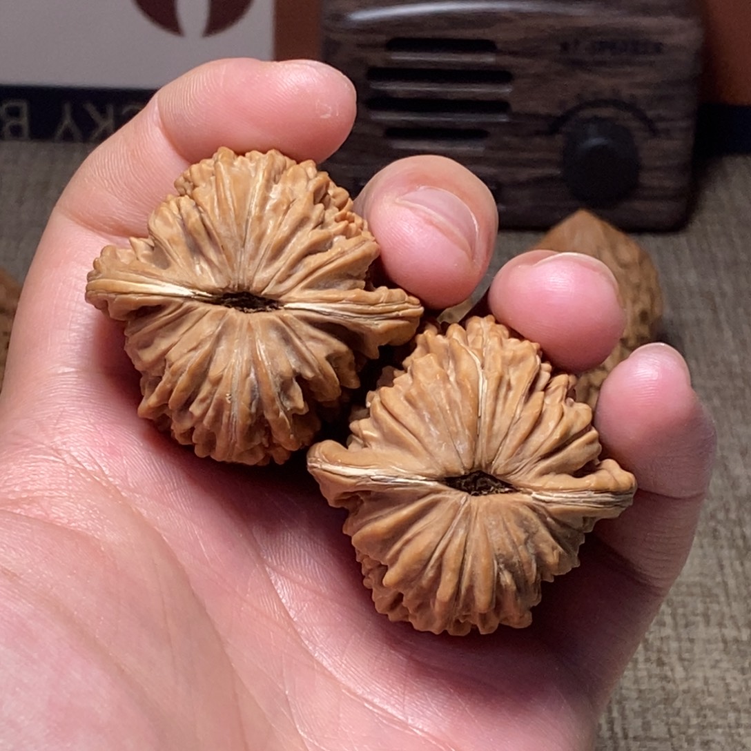 吊坠文玩核桃全品山地四座楼42尺寸